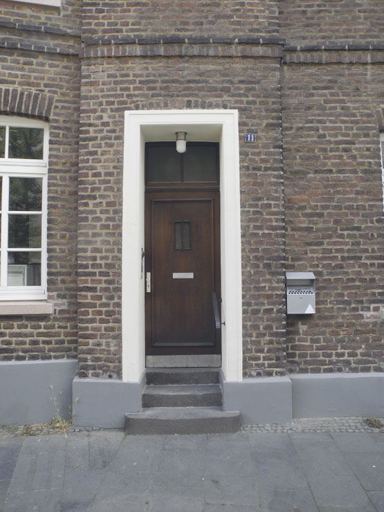KIrchplatz 11 Das Ambulant betreute Wohnen hat seine Räume am Kirchplatz 11.